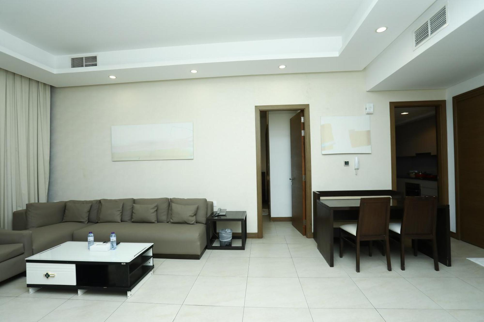 Landway Suite Manama Exterior foto